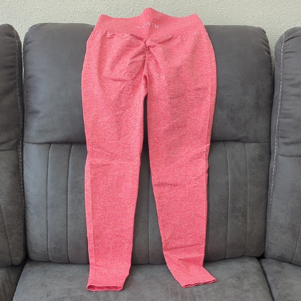 High-Waisted Pink Seamless Leggings